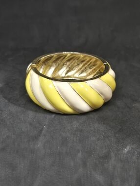 Gold Tone Yellow and Cream Clamper Metal Bangle Bracelet